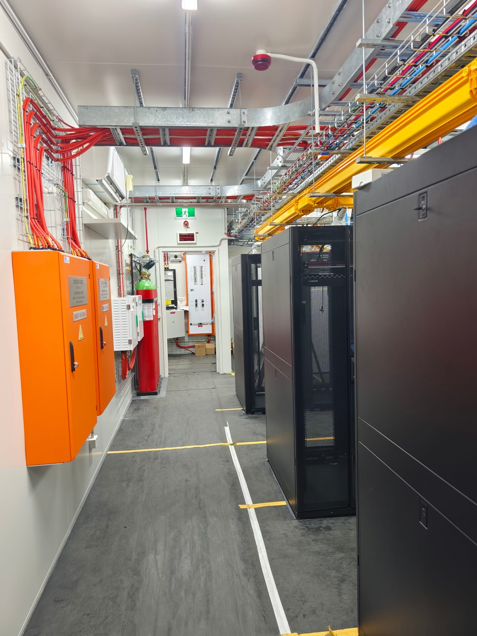 filter: 0; fileterIntensity: 0.0; filterMask: 0; captureOrientation: 90;
algolist: 0;
multi-frame: 1;
brp_mask:0;
brp_del_th:null;
brp_del_sen:null;
delta:null;
module: photo;hw-remosaic: false;touch: (-1.0, -1.0);sceneMode: 3145728;cct_value: 0;AI_Scene: (-1, -1);aec_lux: 0.0;aec_lux_index: 0;albedo: ;confidence: ;motionLevel: -1;weatherinfo: null;temperature: 26;